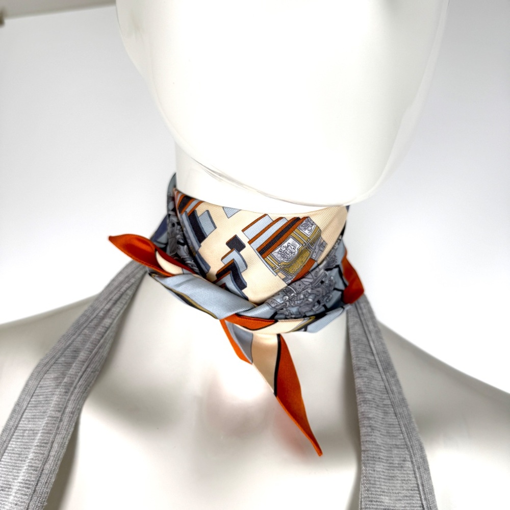 Hermes Springs Springs Blue Orange Print Silk Twilly Scarf - Picture 3 of 11
